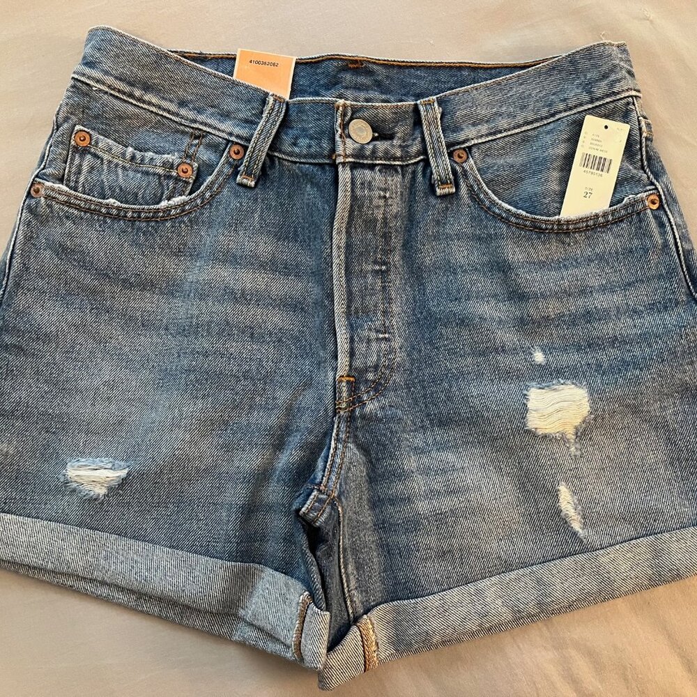 Levi's 501 Jean Shorts - Picture 5 of 8